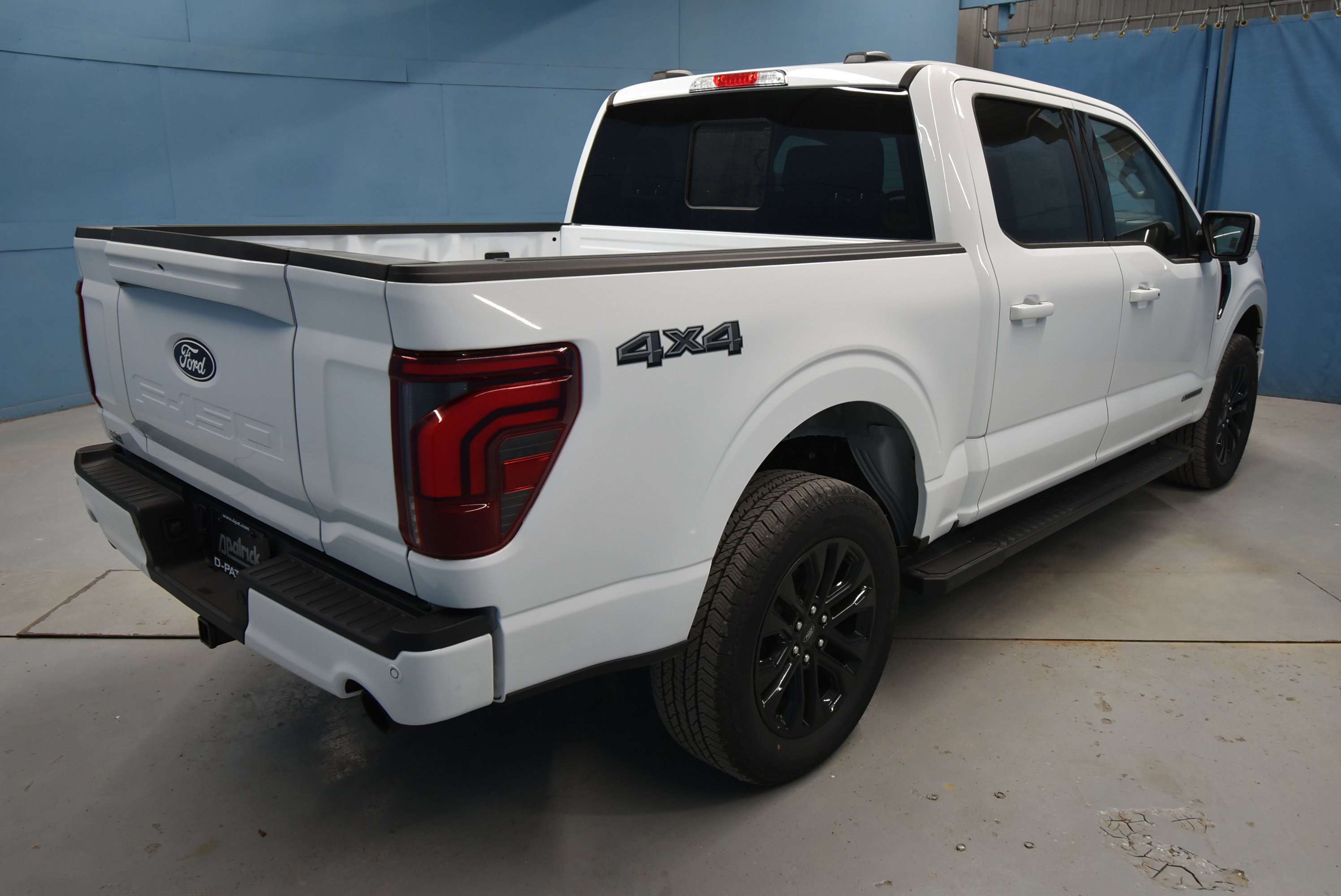 New 2025 Ford F150 Lariat w/ Equipment Group 502A High image 26
