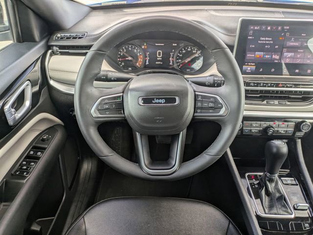 Used 2025 Jeep Compass Limited AWD/4WD image 28