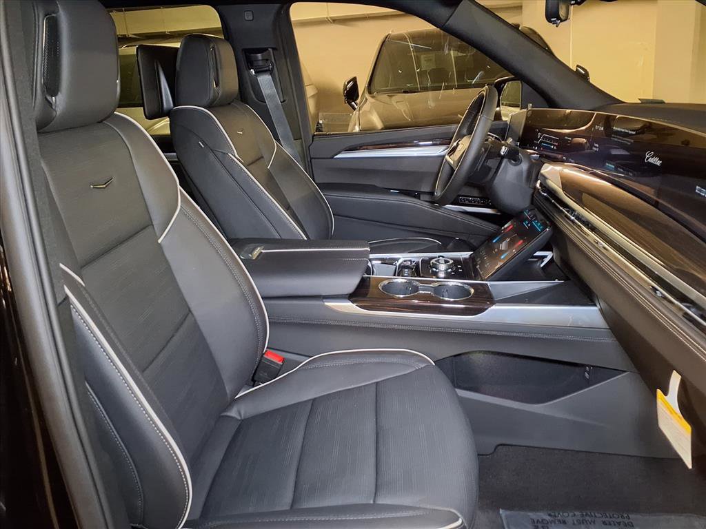 New 2026 Cadillac Escalade ESV Luxury image 6