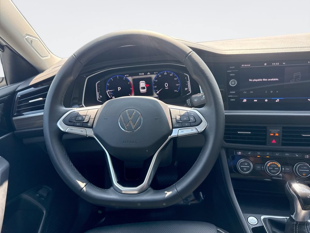 Used 2022 Volkswagen Jetta SEL FWD image 11