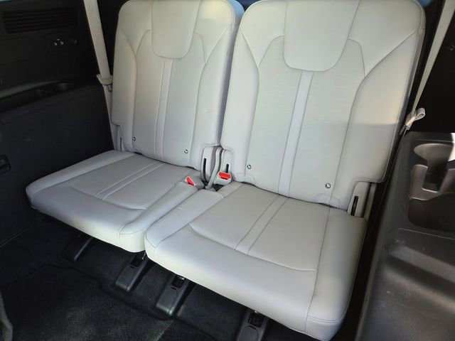 Used 2024 Kia Sorento SX image 12