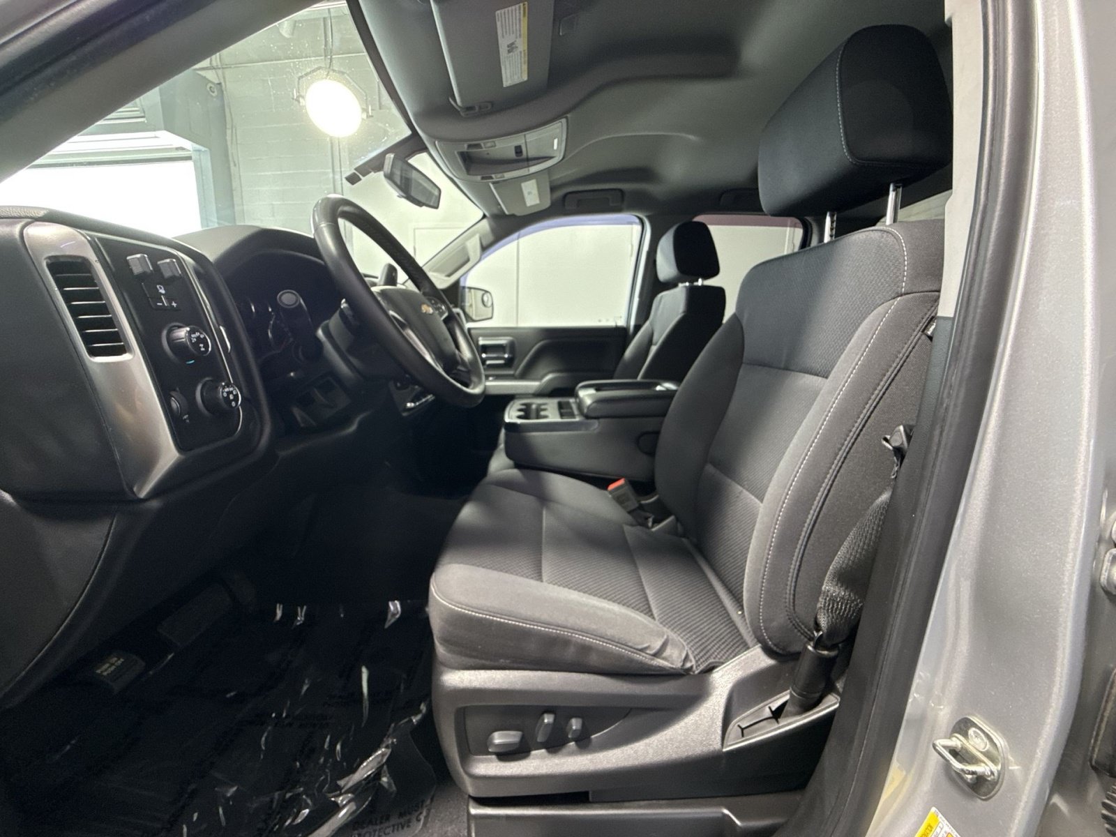 Used 2019 Chevrolet Silverado 1500 LT w/ All Star Edition AWD/4WD image 23