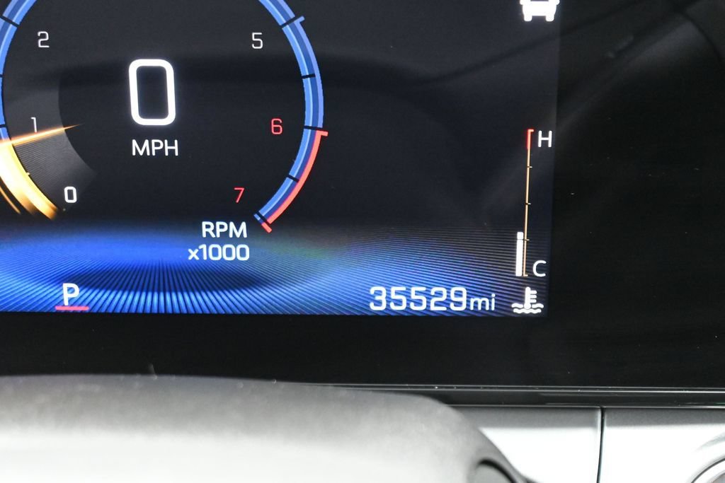 Used 2025 Chevrolet Trax LT w/ Driver Confidence Package FWD image 16