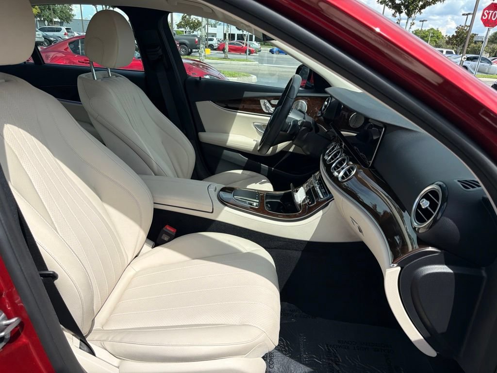 Used 2023 Mercedes-Benz E 450 4MATIC Sedan image 12