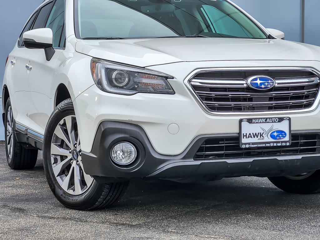 Used 2019 Subaru Outback 2.5i Touring w/ Popular Package #3A AWD/4WD image 2