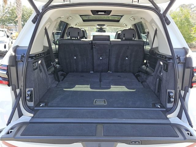 Used 2024 BMW X7 xDrive40i image 6