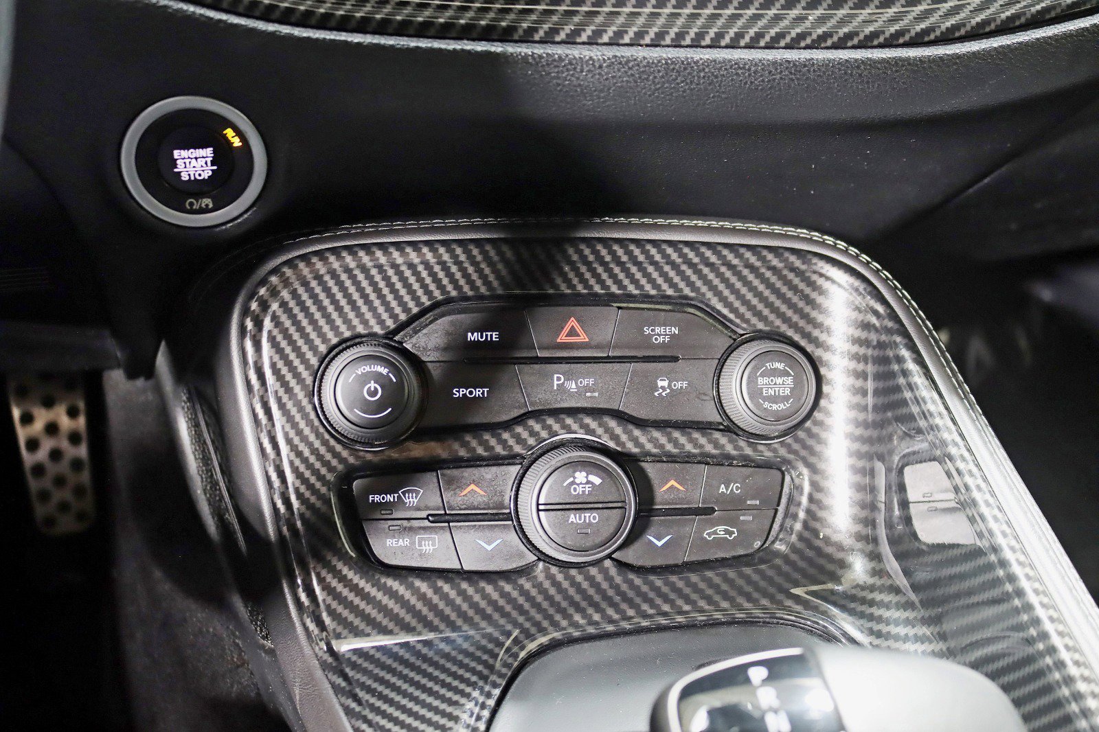 Used 2018 Dodge Challenger SXT Plus image 25