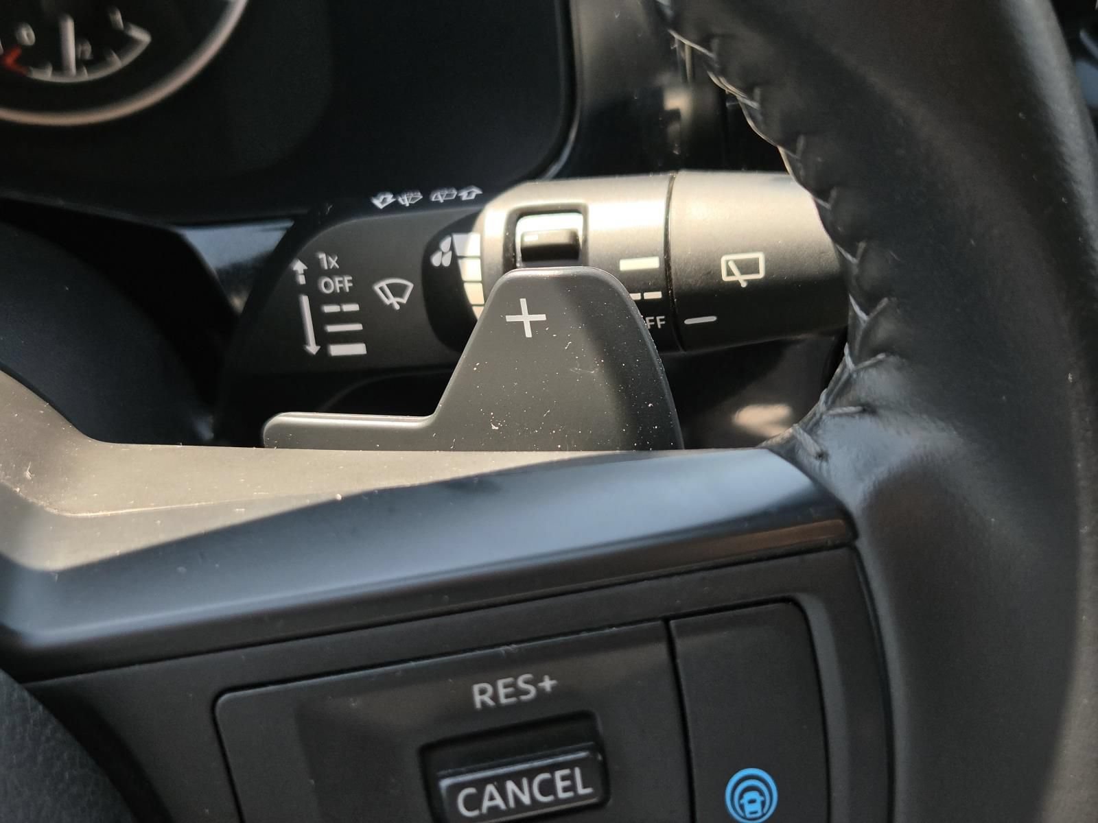 Certified 2025 Nissan Pathfinder SV FWD image 33