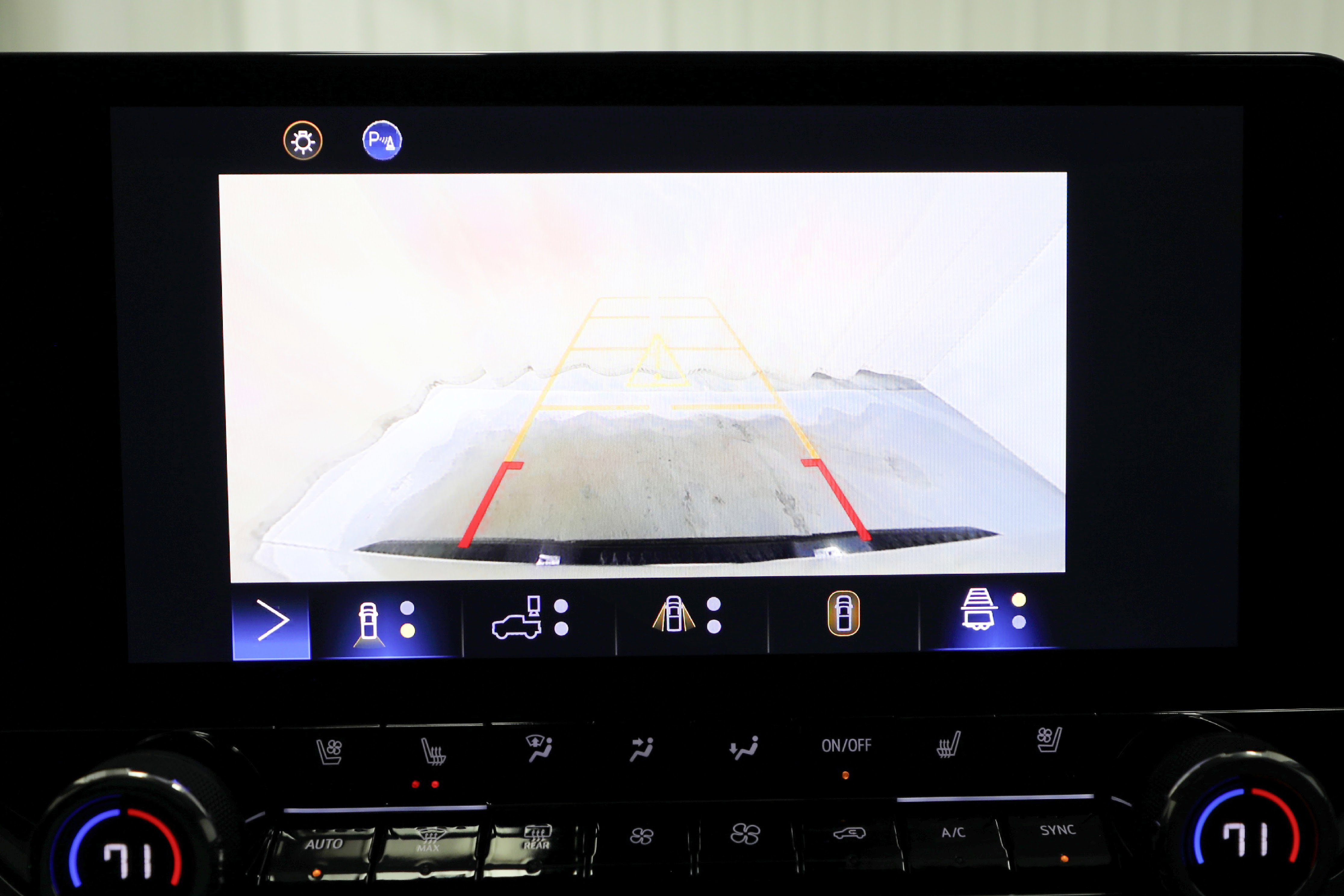 Used 2024 Chevrolet Colorado ZR2 w/ ZR2 Convenience Package III image 6