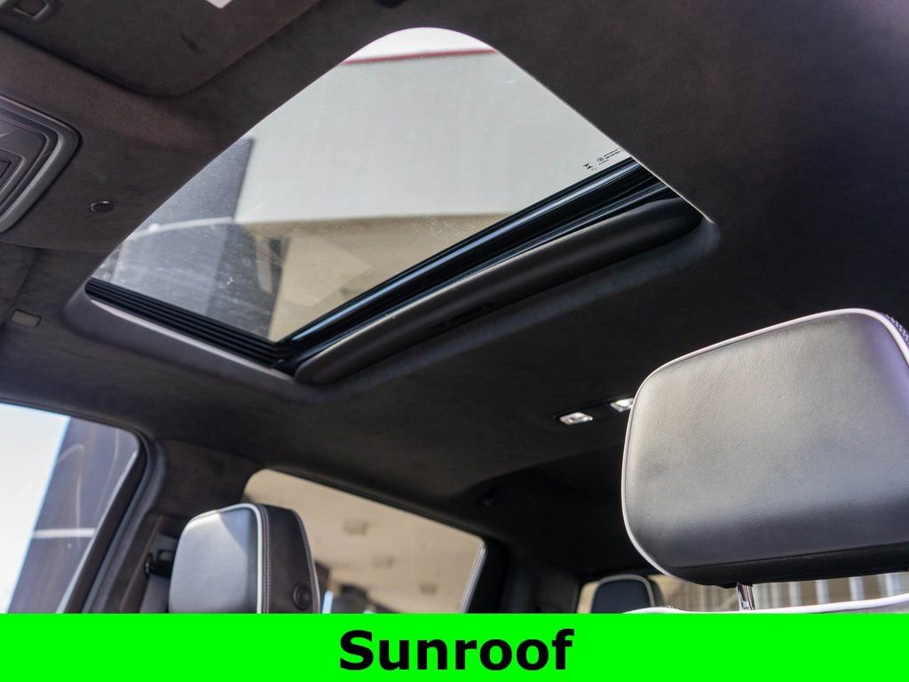 Used 2025 GMC Sierra 2500 AT4X image 12