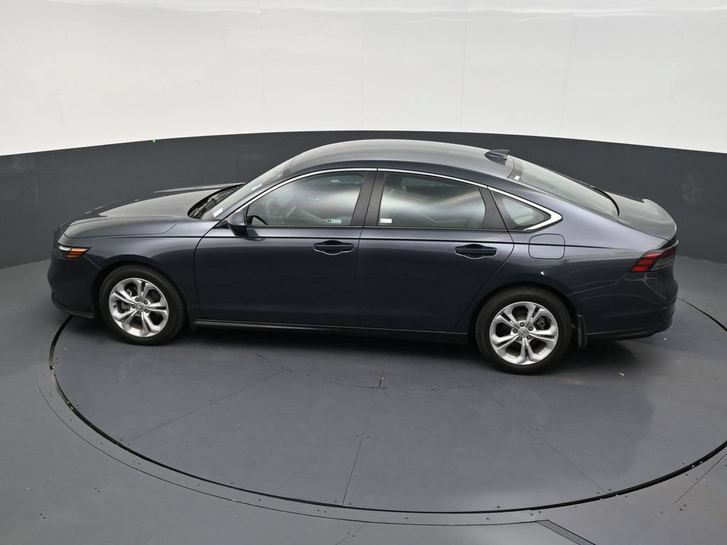 Used 2025 Honda Accord LX image 12