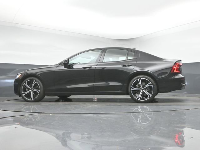 Used 2024 Volvo S60 B5 Plus FWD image 38