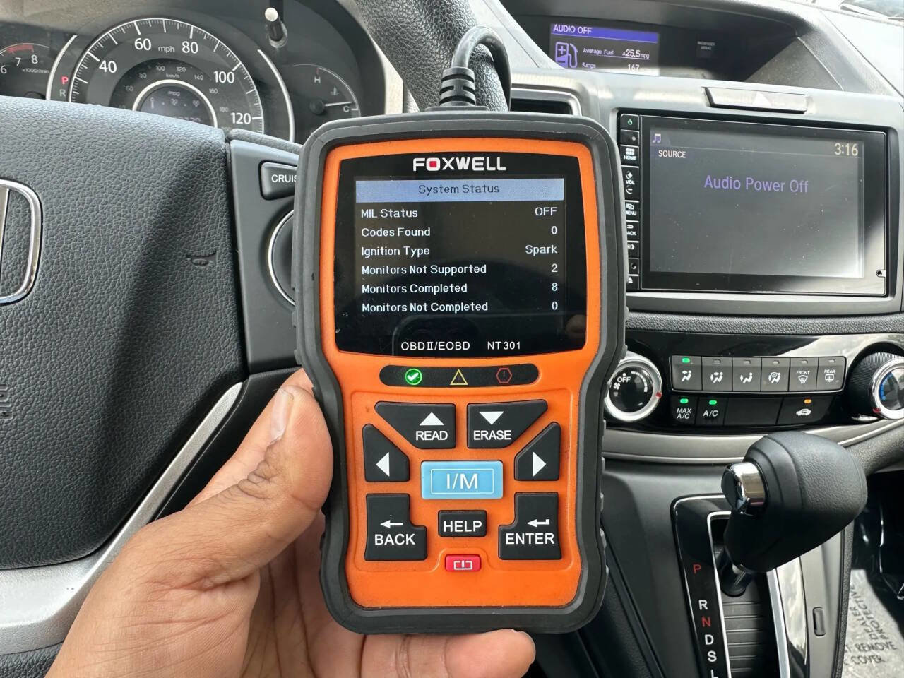 Used 2015 Honda CR-V EX image 22