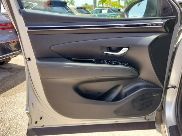 Certified 2024 Hyundai Tucson Limited FWD image 18