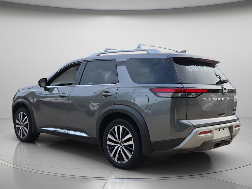 Used 2022 Nissan Pathfinder Platinum w/ Cargo Package FWD image 6