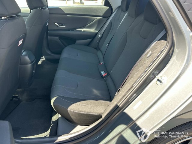 New 2026 Hyundai Elantra SE FWD image 20