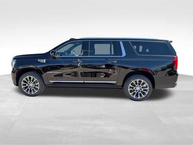 New 2026 GMC Yukon XL Denali w/ Denali Reserve Package AWD/4WD image 4