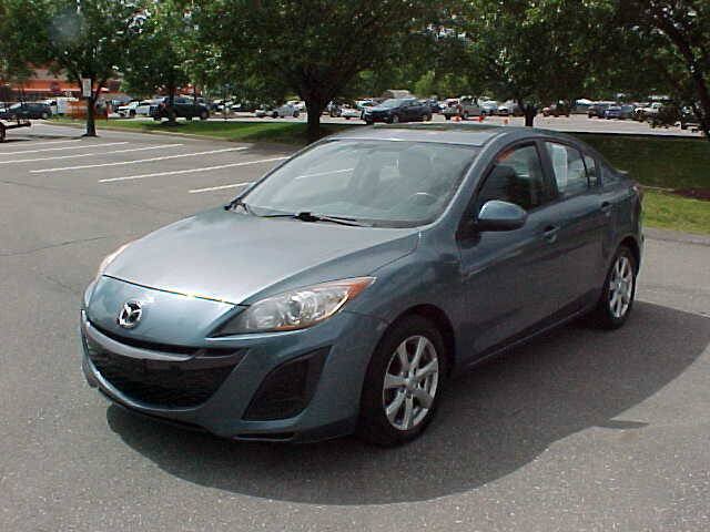 Used 2011 MAZDA MAZDA3 i Touring FWD image 23