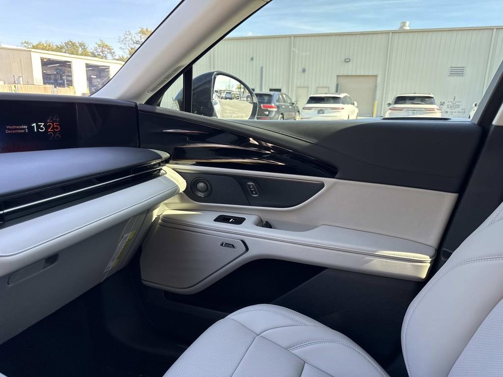 New 2026 Lincoln Nautilus Premier w/ Equipment Group 102A image 21