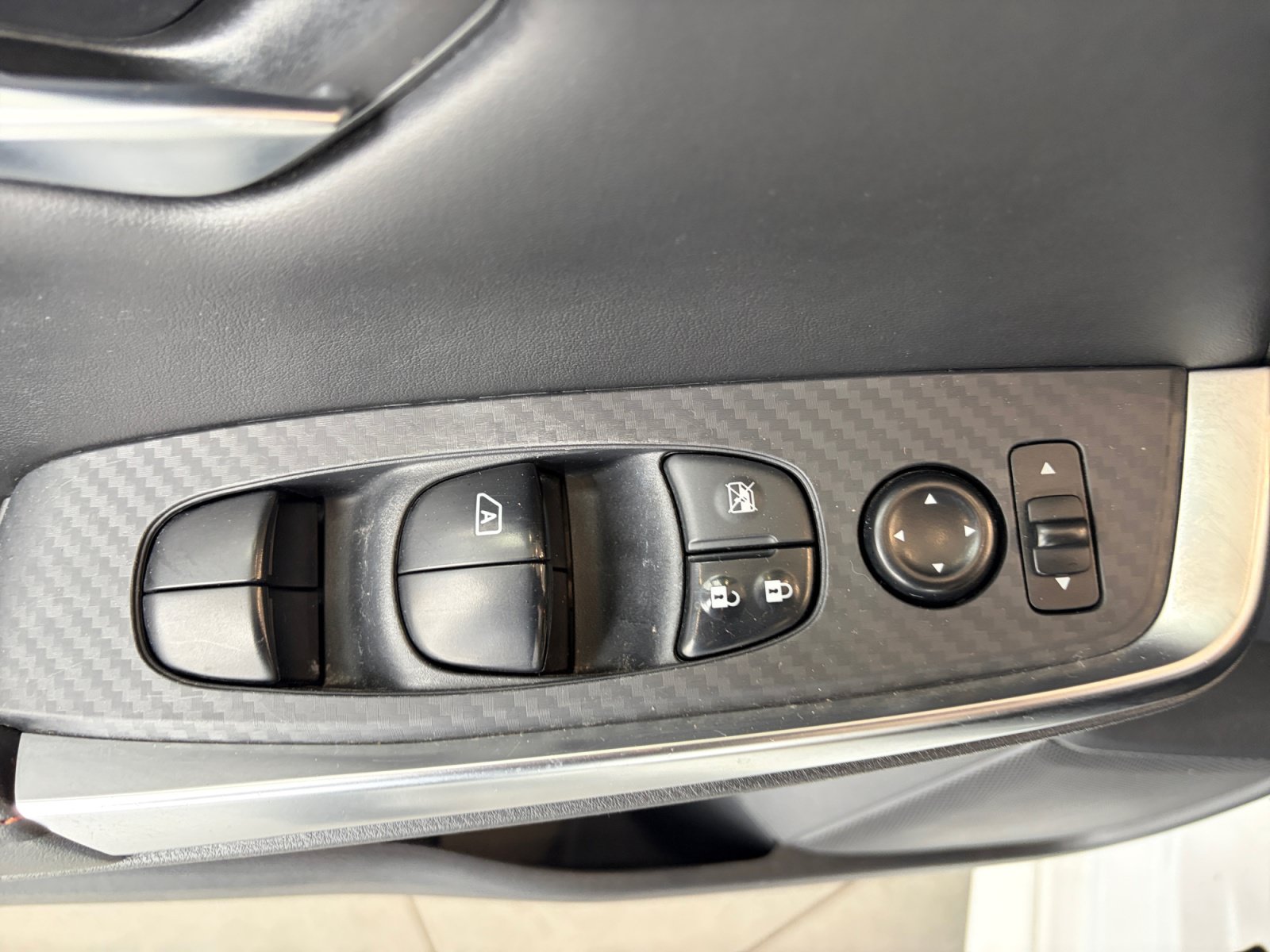 Used 2022 Nissan Sentra SR w/ Electronics Package FWD image 13