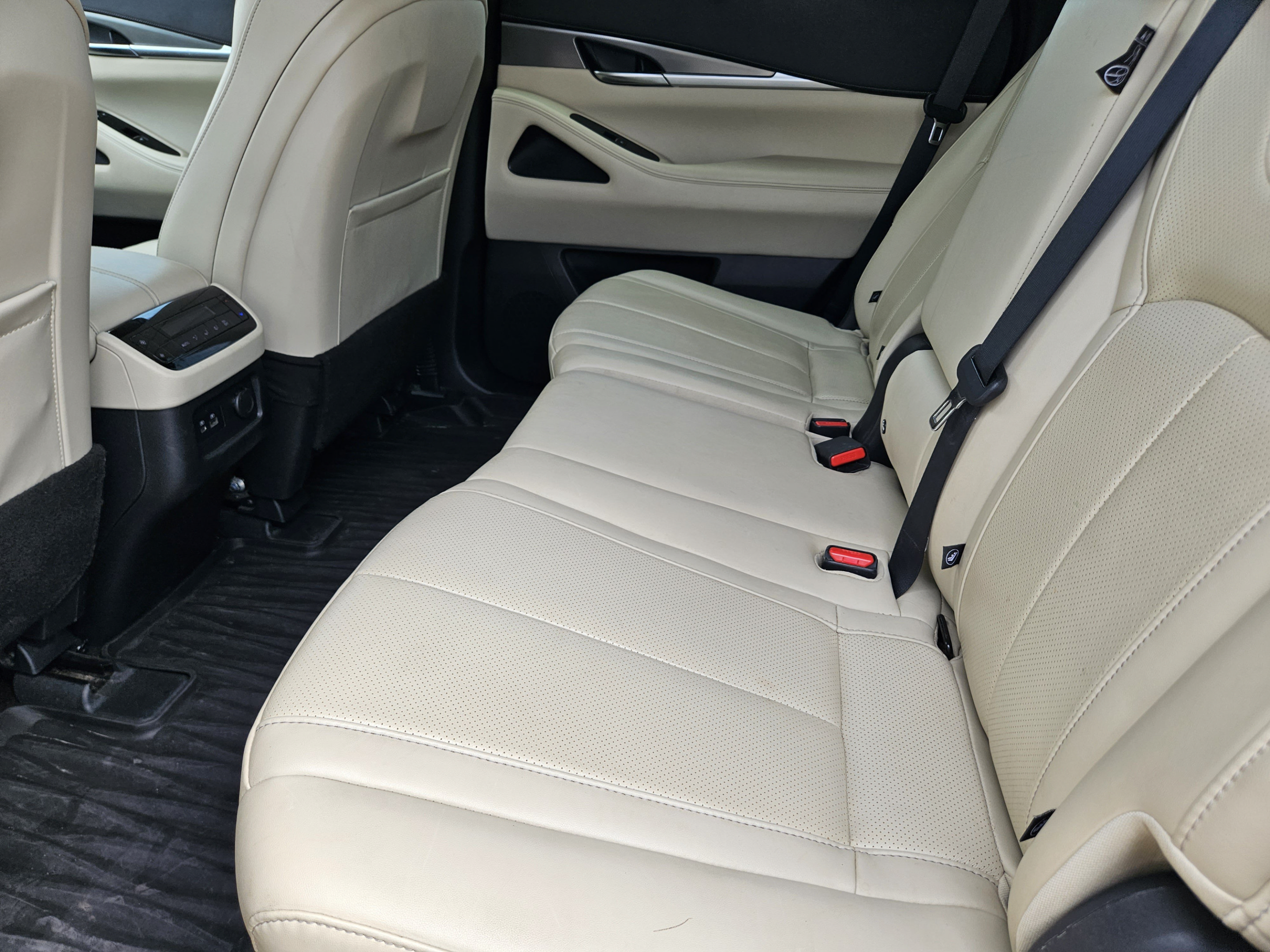 Used 2024 INFINITI QX60 Luxe FWD image 22