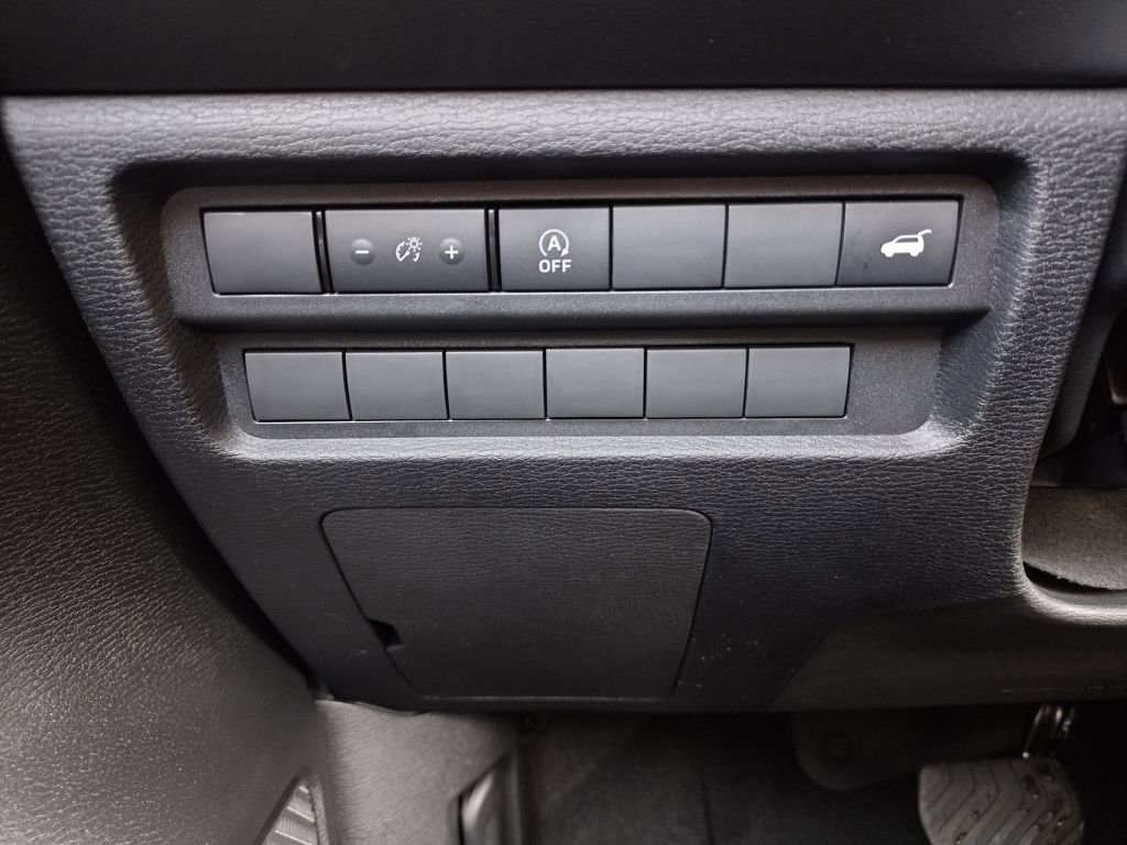 New 2026 Mitsubishi Outlander AWD image 22