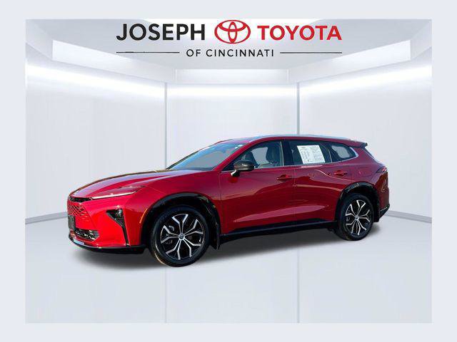 Certified 2025 Toyota Crown Signia AWD/4WD image 1