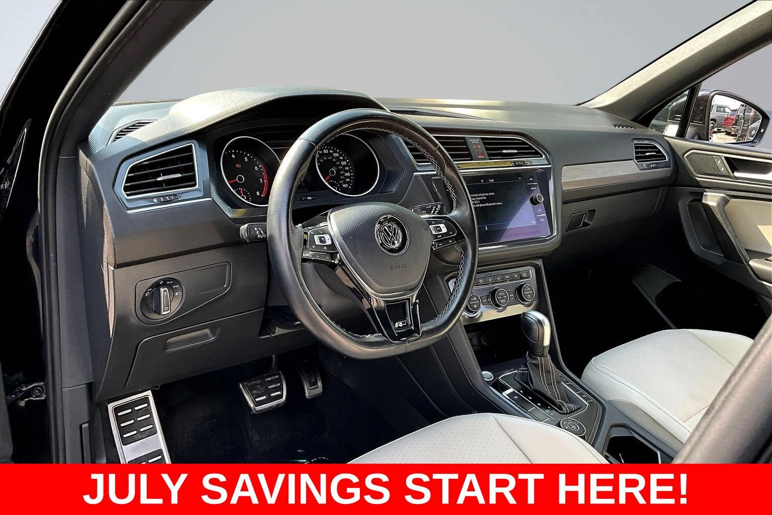 Used 2021 Volkswagen Tiguan SEL AWD/4WD image 20