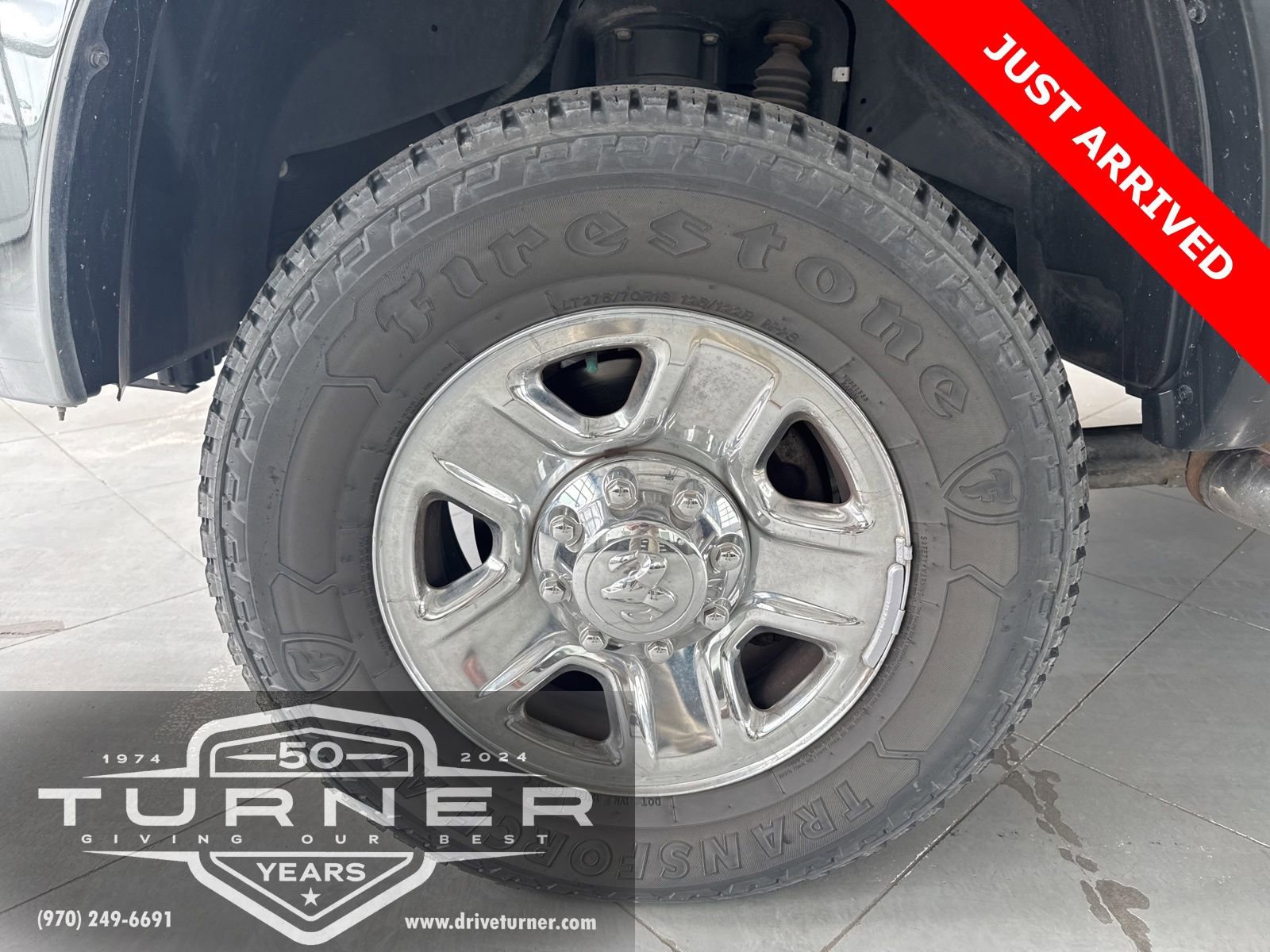 Used 2018 RAM 2500 Tradesman w/ Chrome Appearance Group image 3
