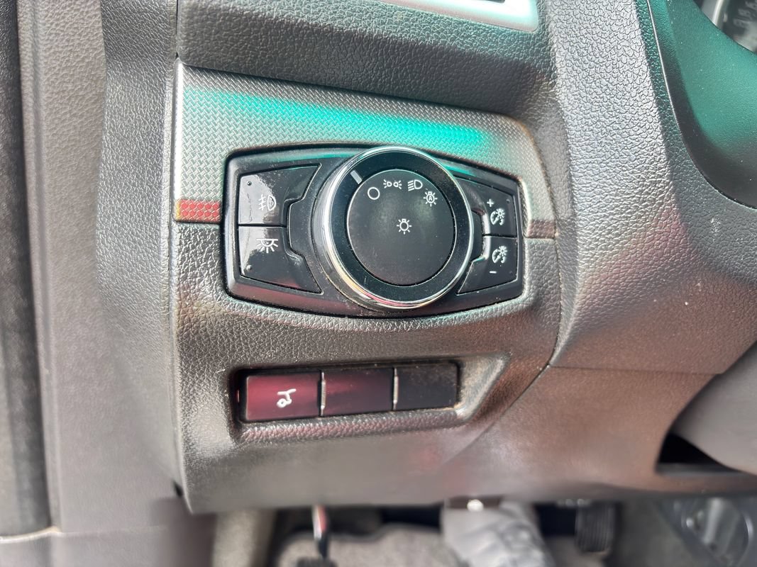 Used 2014 Ford Explorer Sport AWD/4WD image 39