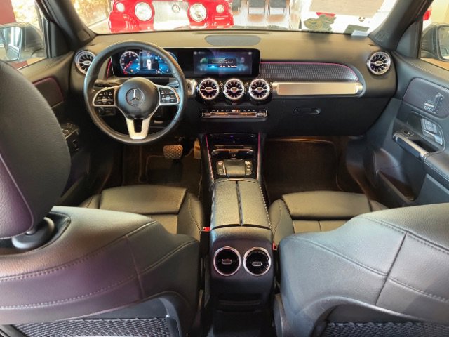 Used 2021 Mercedes-Benz GLB 250 image 12
