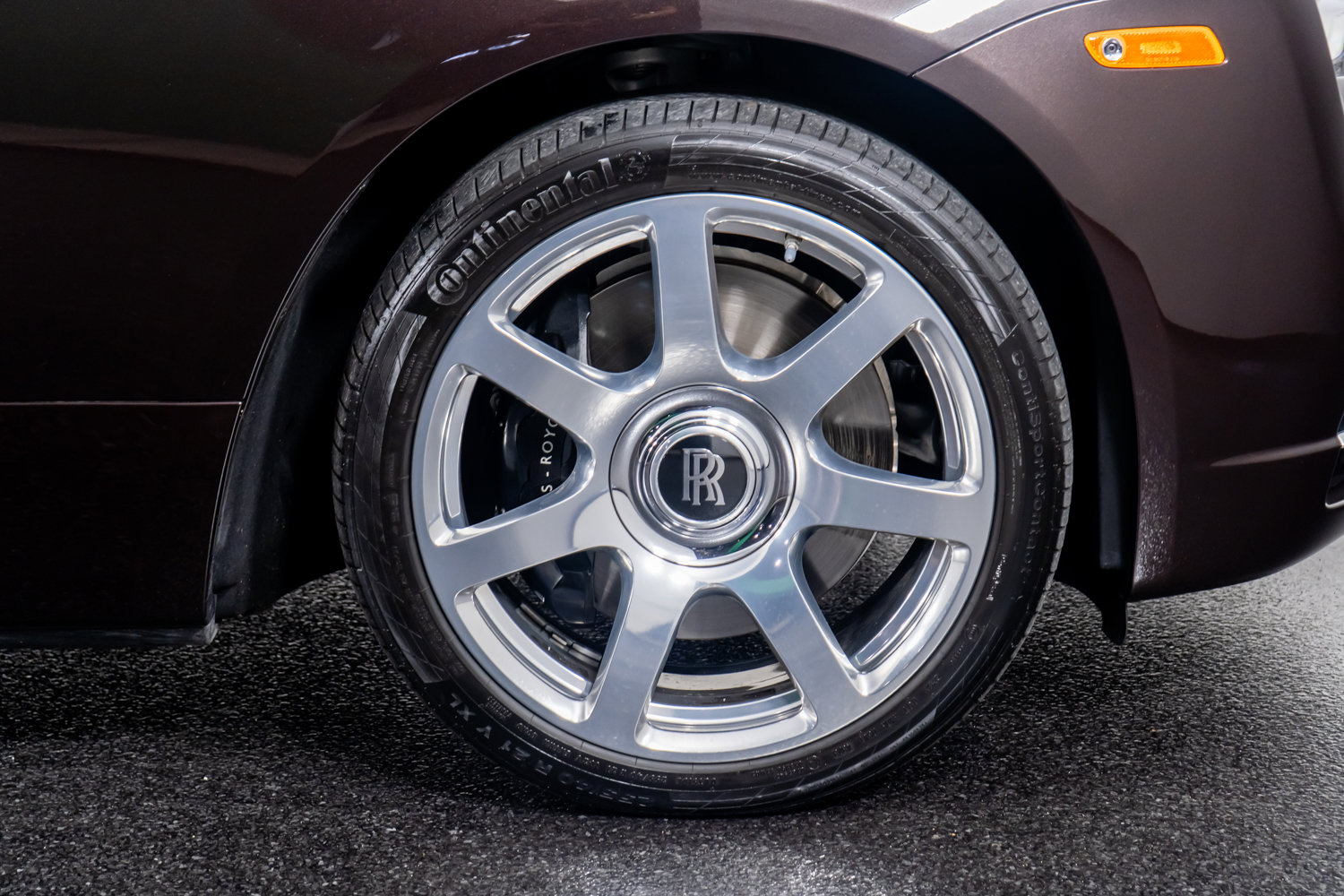 Used 2017 Rolls-Royce Dawn image 8