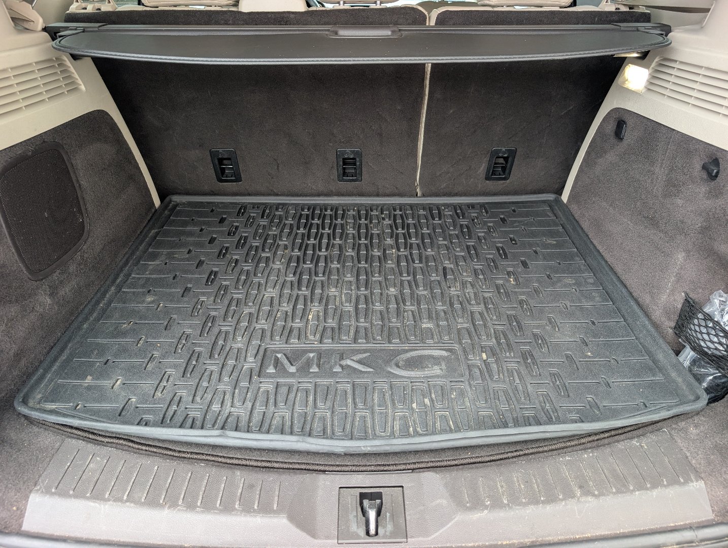 Used 2019 Lincoln MKC Reserve w/ MKC Technology Package FWD image 25