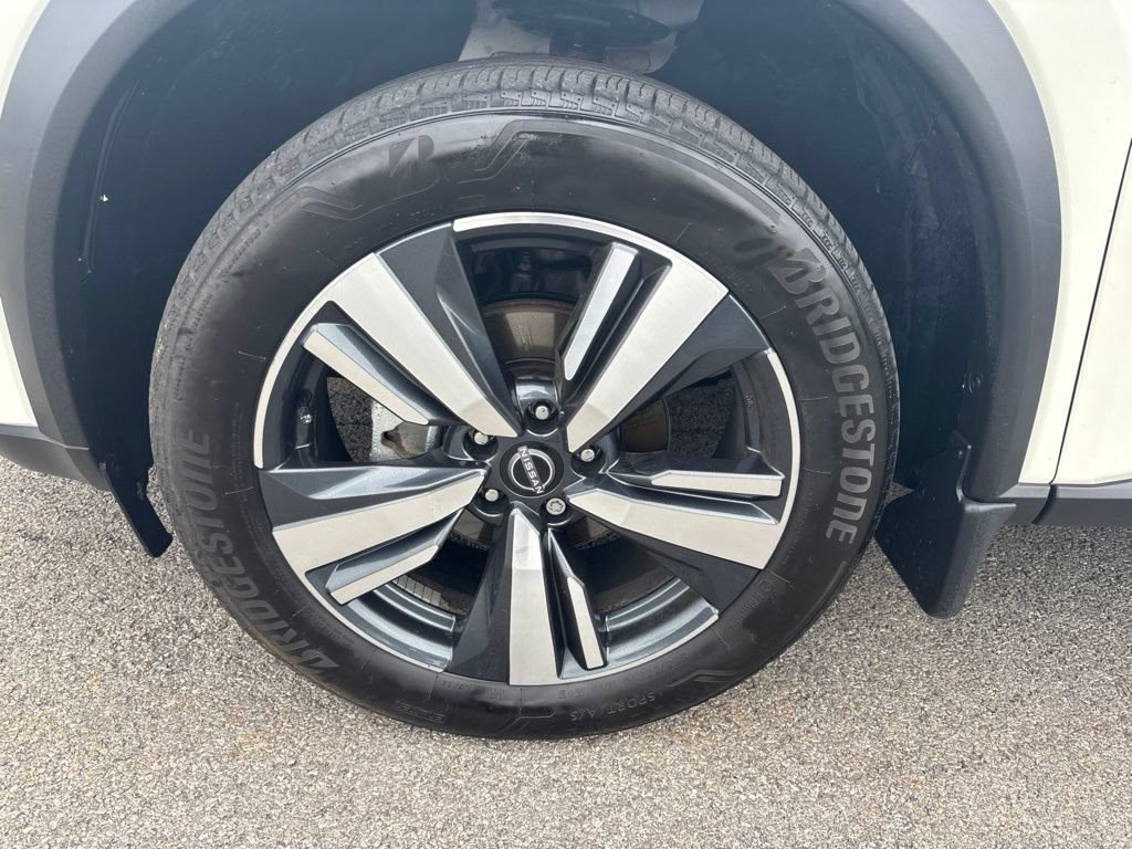 Certified 2023 Nissan Rogue SL AWD/4WD image 11