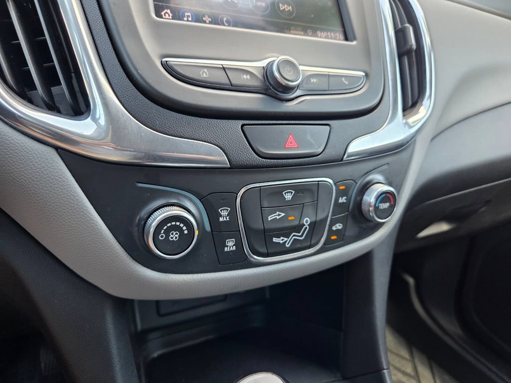 Used 2021 Chevrolet Equinox LS w/ LS Convenience Package FWD image 25