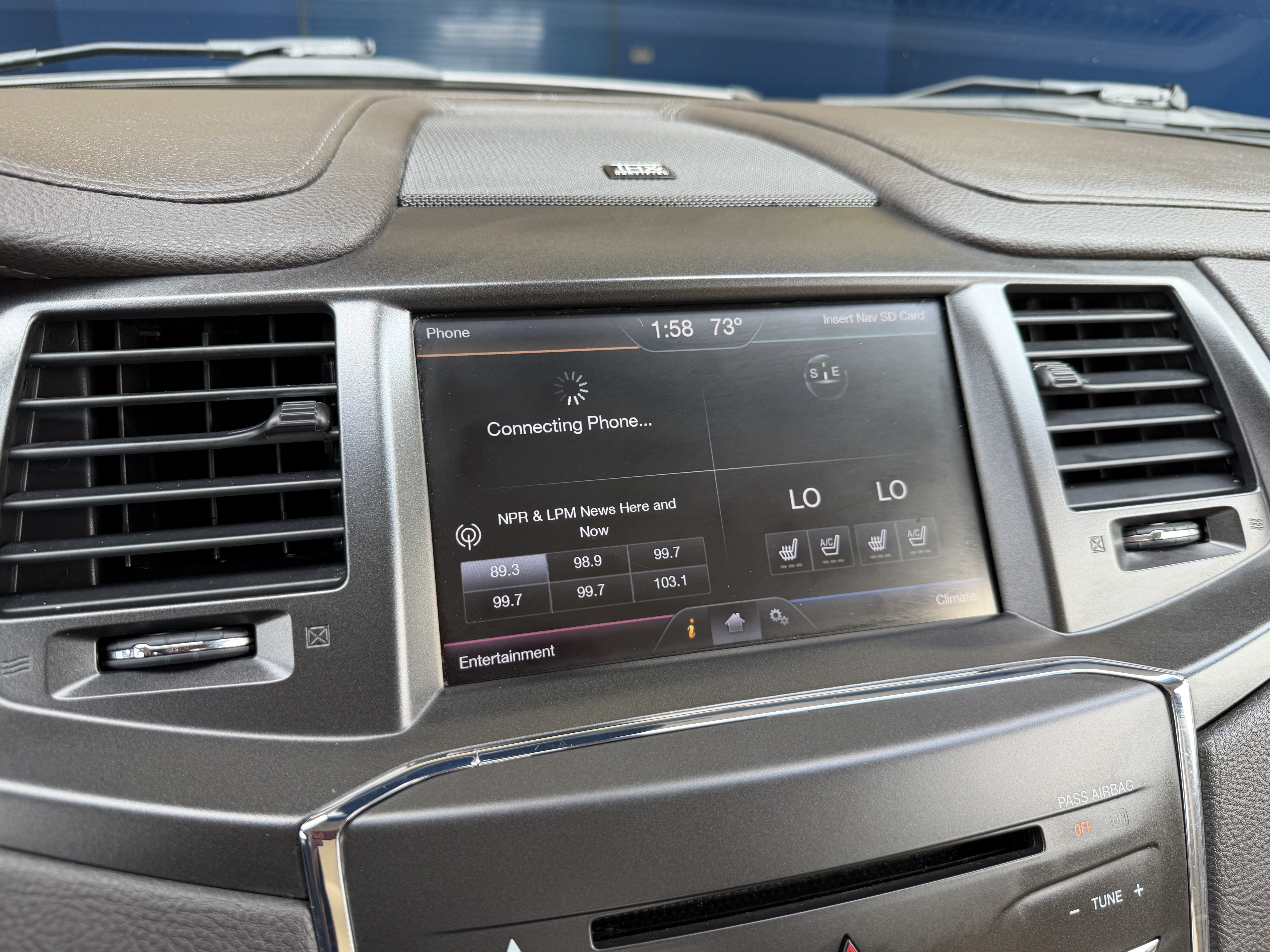 Used 2014 Lincoln MKS w/ Equipment Group 101A FWD image 20