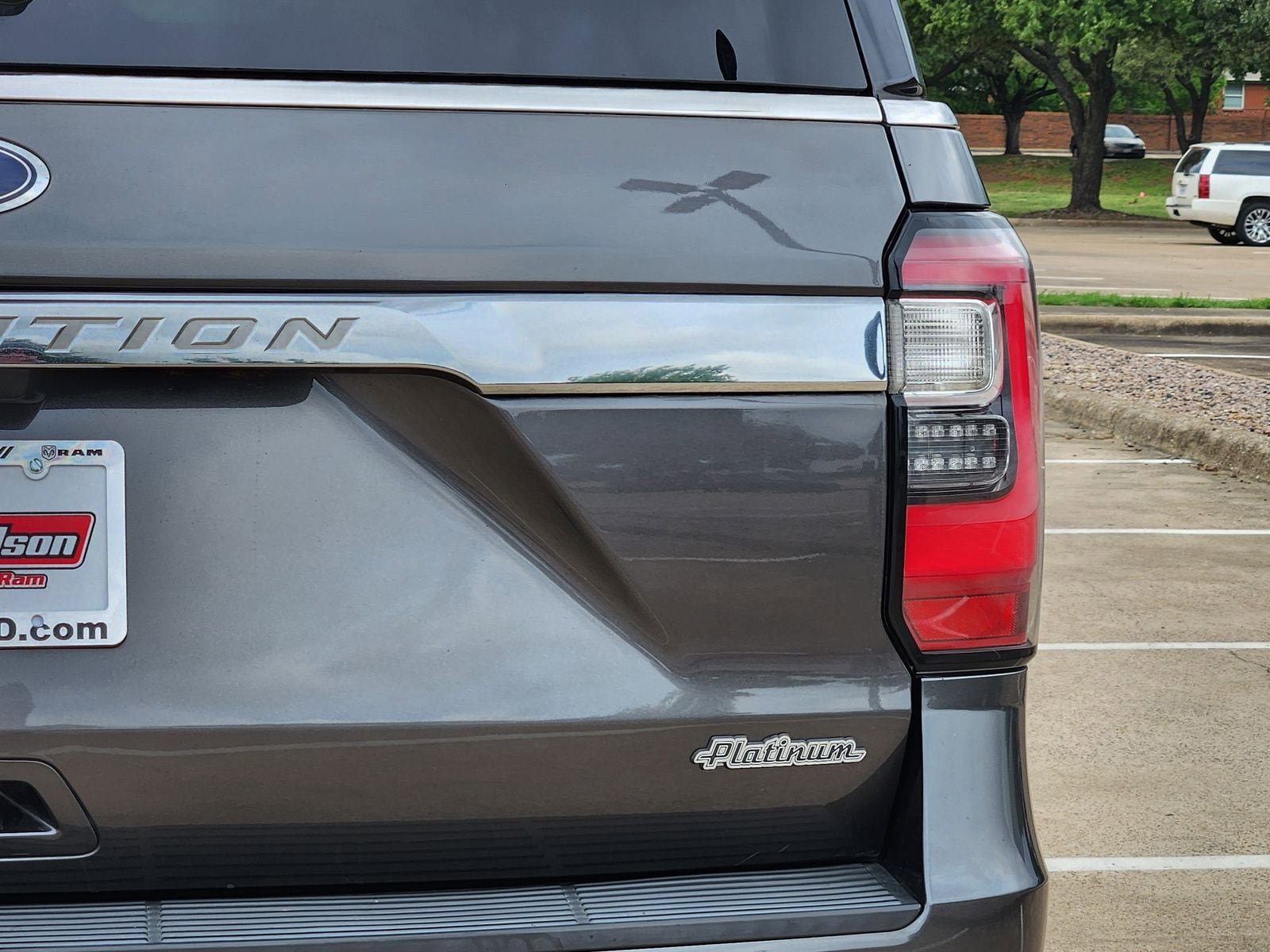 Used 2021 Ford Expedition Limited image 16