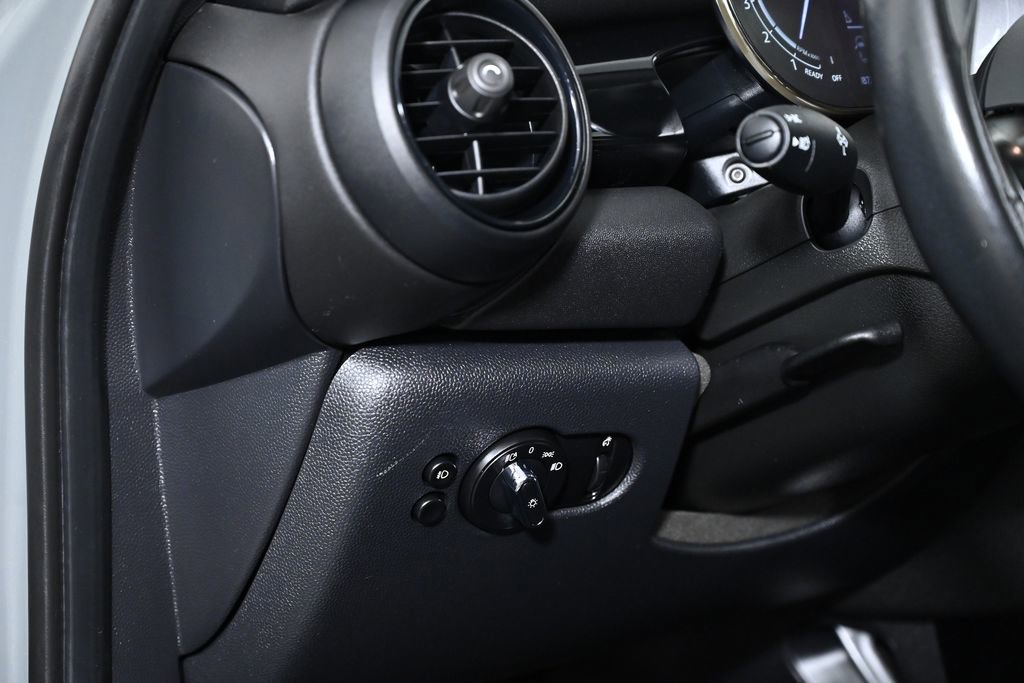 Used 2021 MINI Cooper S w/ 6.5" Touchscreen Package FWD image 26