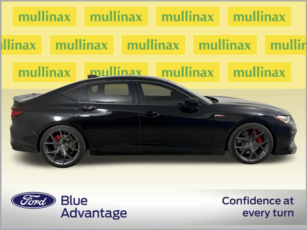 Used 2022 Acura TLX Type S image 2