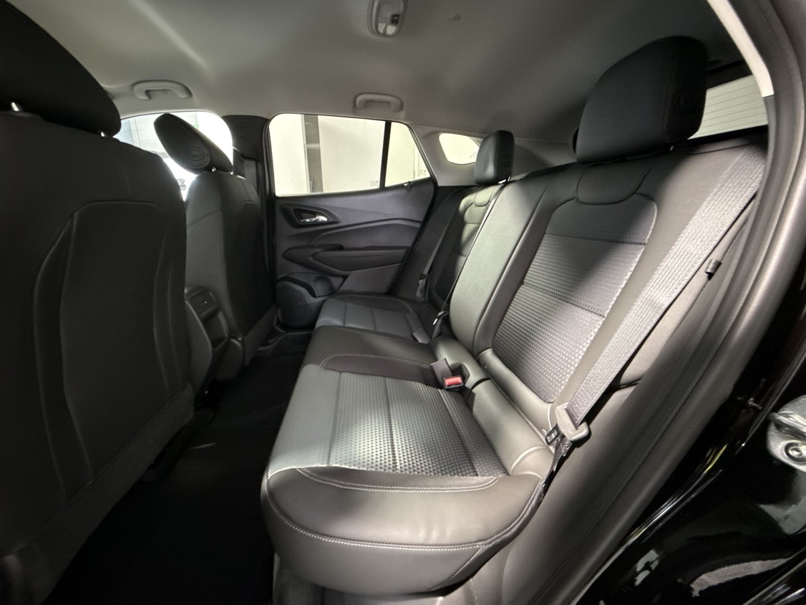 New 2026 Chevrolet Trax LT w/ Driver Confidence Package FWD image 29