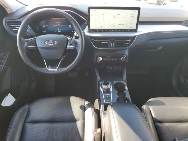 Used 2024 Ford Escape Platinum image 28
