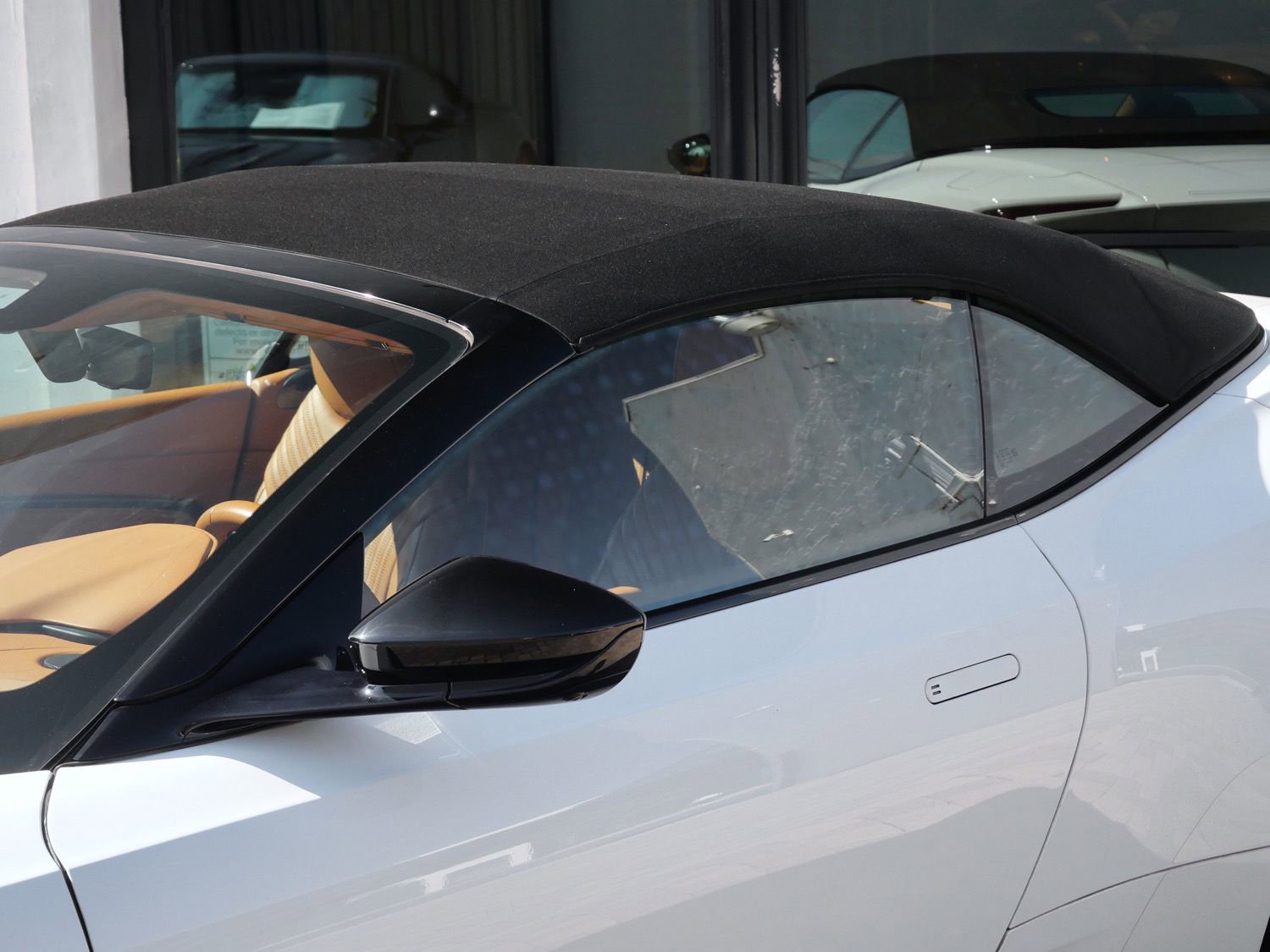 Used 2023 Aston Martin DB11 Volante RWD image 13
