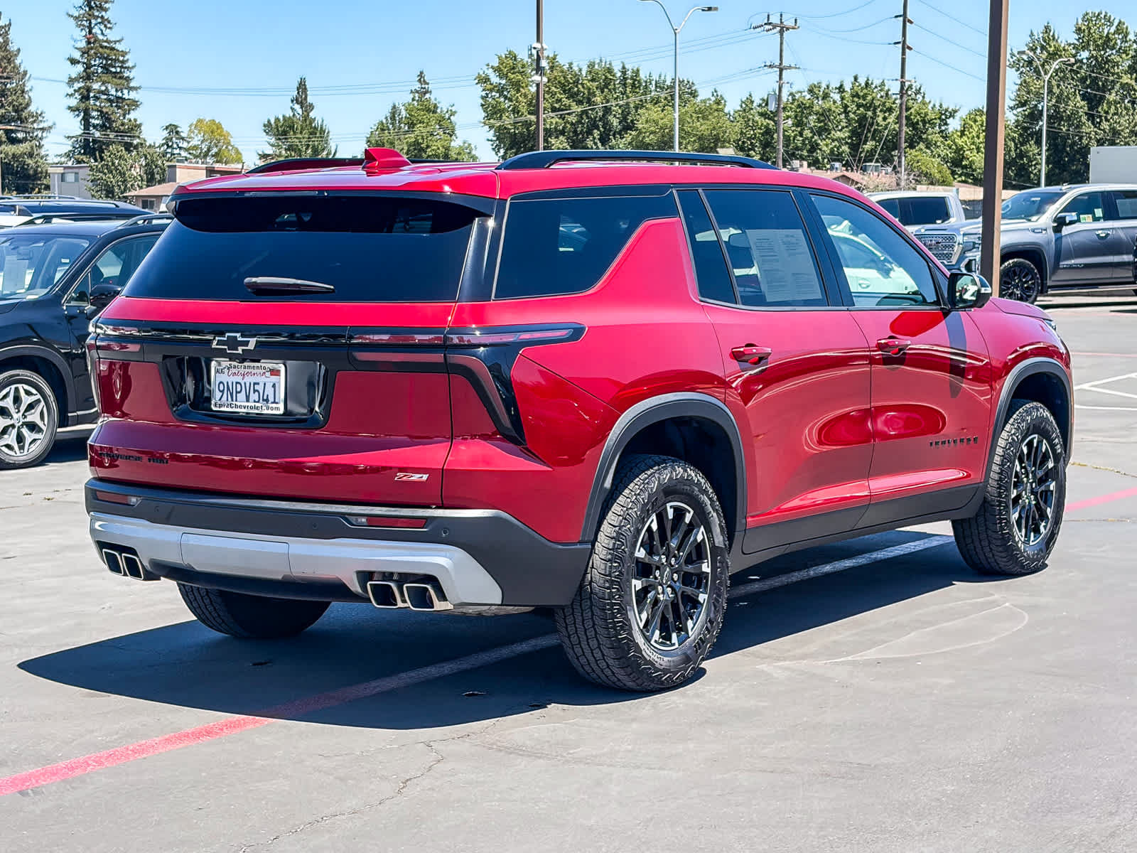 Used 2024 Chevrolet Traverse Z71 AWD/4WD image 4