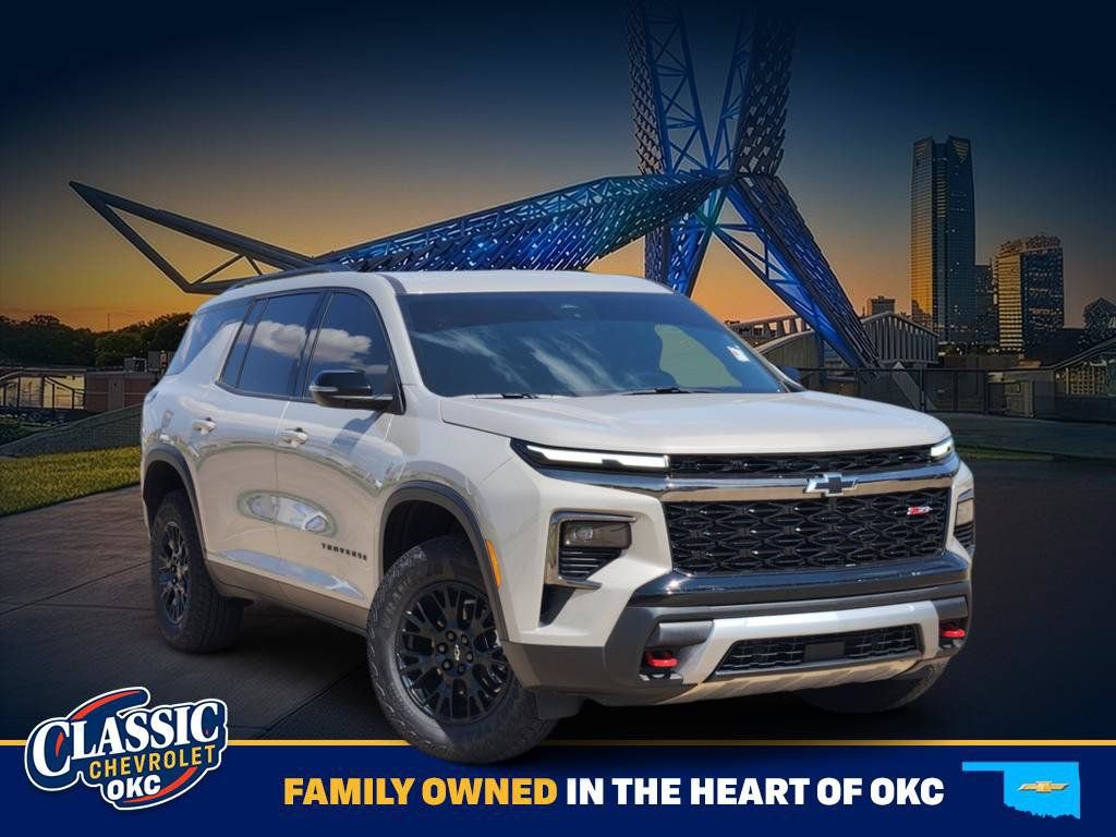 Used 2026 Chevrolet Traverse Z71 AWD/4WD image 1