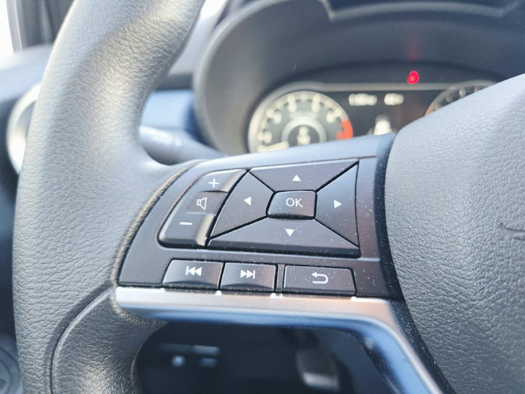 Used 2025 Nissan Versa SV w/ Trunk Package FWD image 19