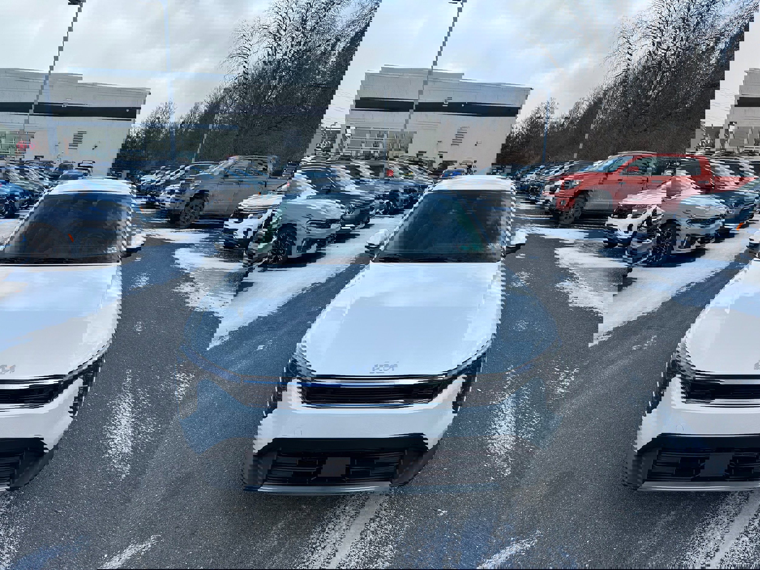 New 2025 Kia K4 EX image 2