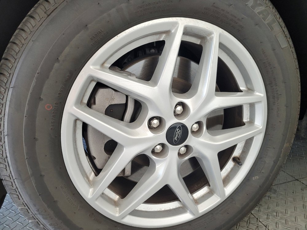 Used 2024 Ford Edge SEL image 31