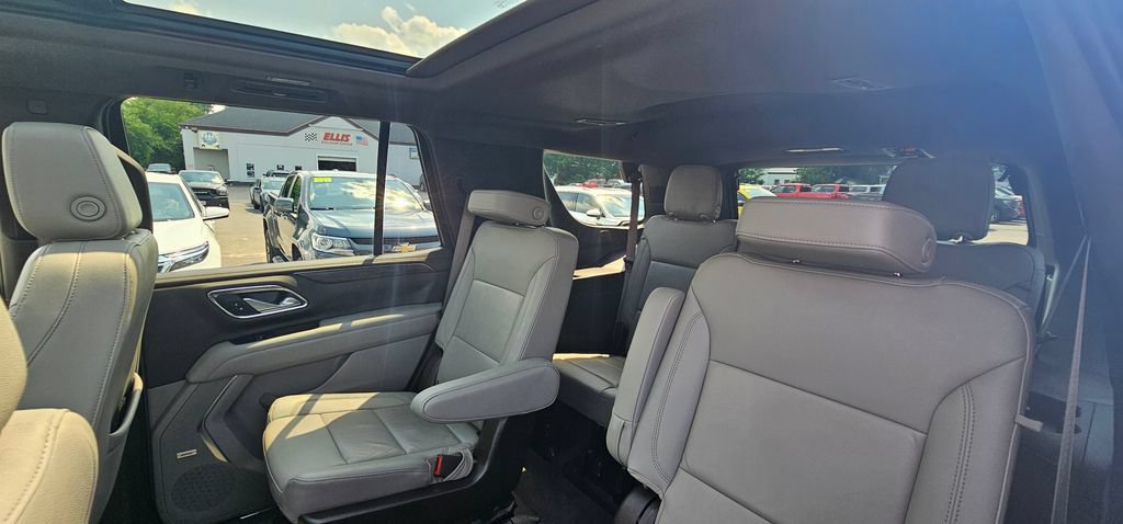 Certified 2022 Chevrolet Tahoe Z71 w/ Luxury Package AWD/4WD image 22