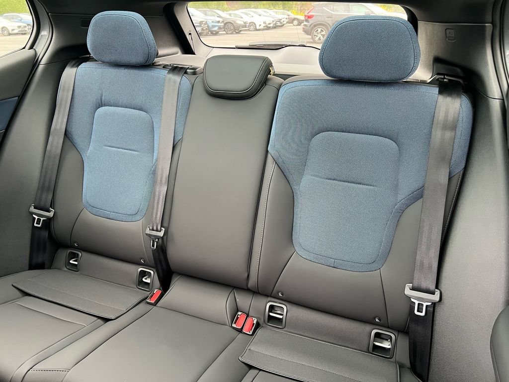 New 2026 Volvo EX30 Ultra w/ Protection Package Premier AWD/4WD image 19