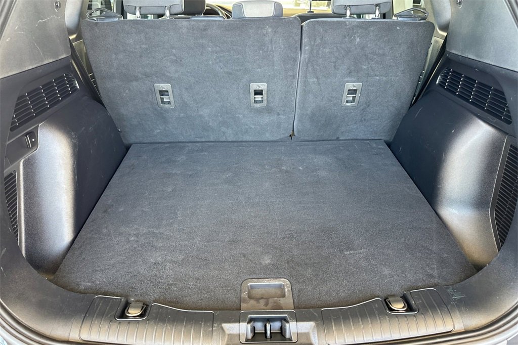 Used 2022 Ford Escape SE w/ SE Sport Appearance Package image 18